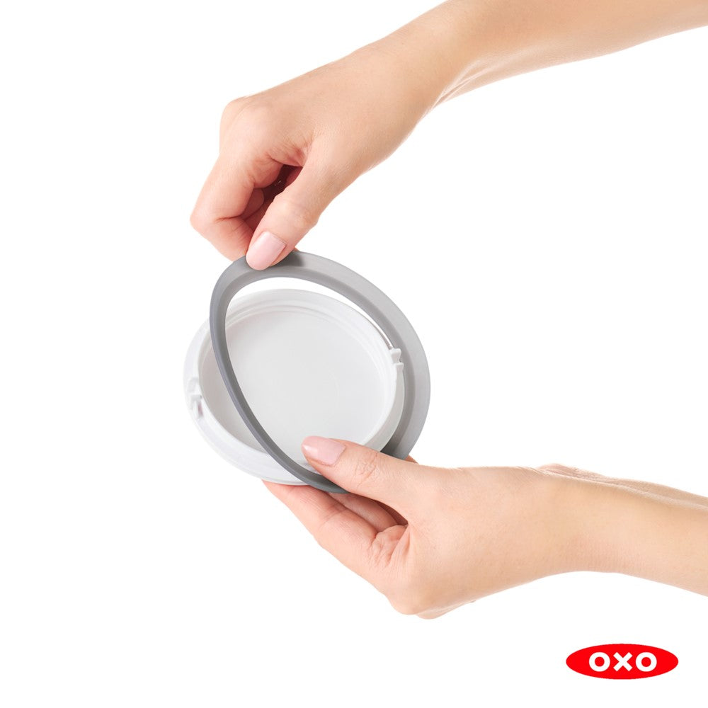  OXO 1128680 Good Grips Airtight POP Small Cookie Jar