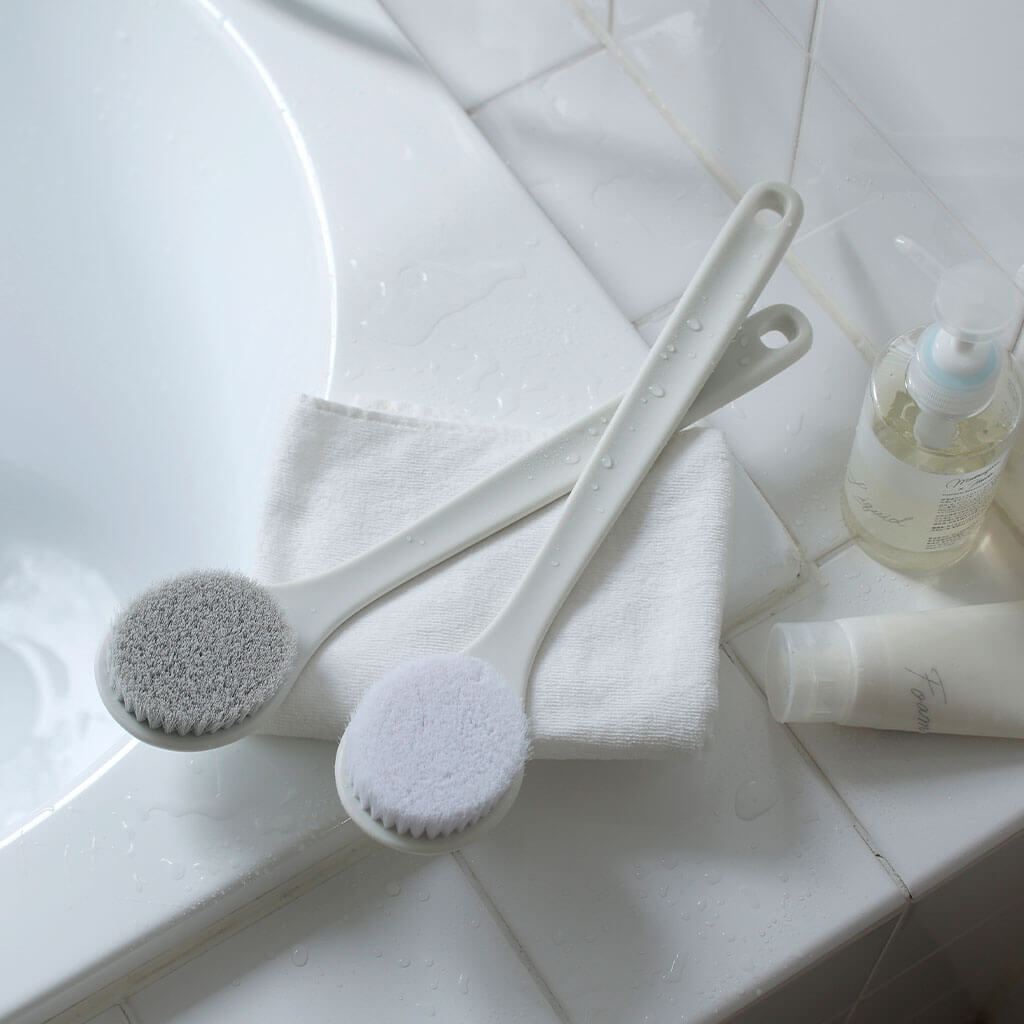 Marna Body Brush Soft (74x357x46mm)