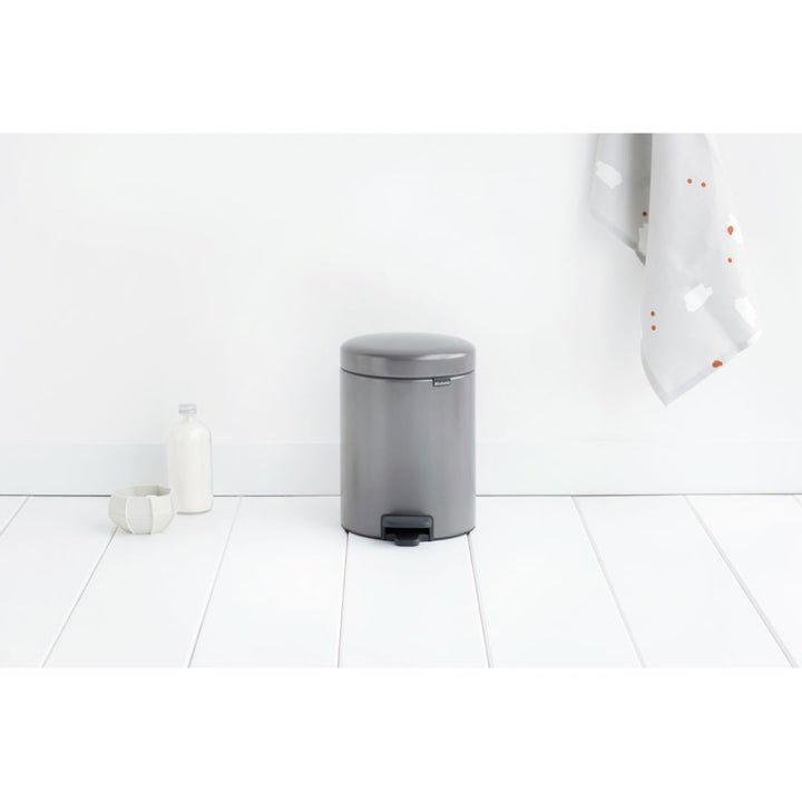 Brabantia NewIcon Pedal Bin Platinum