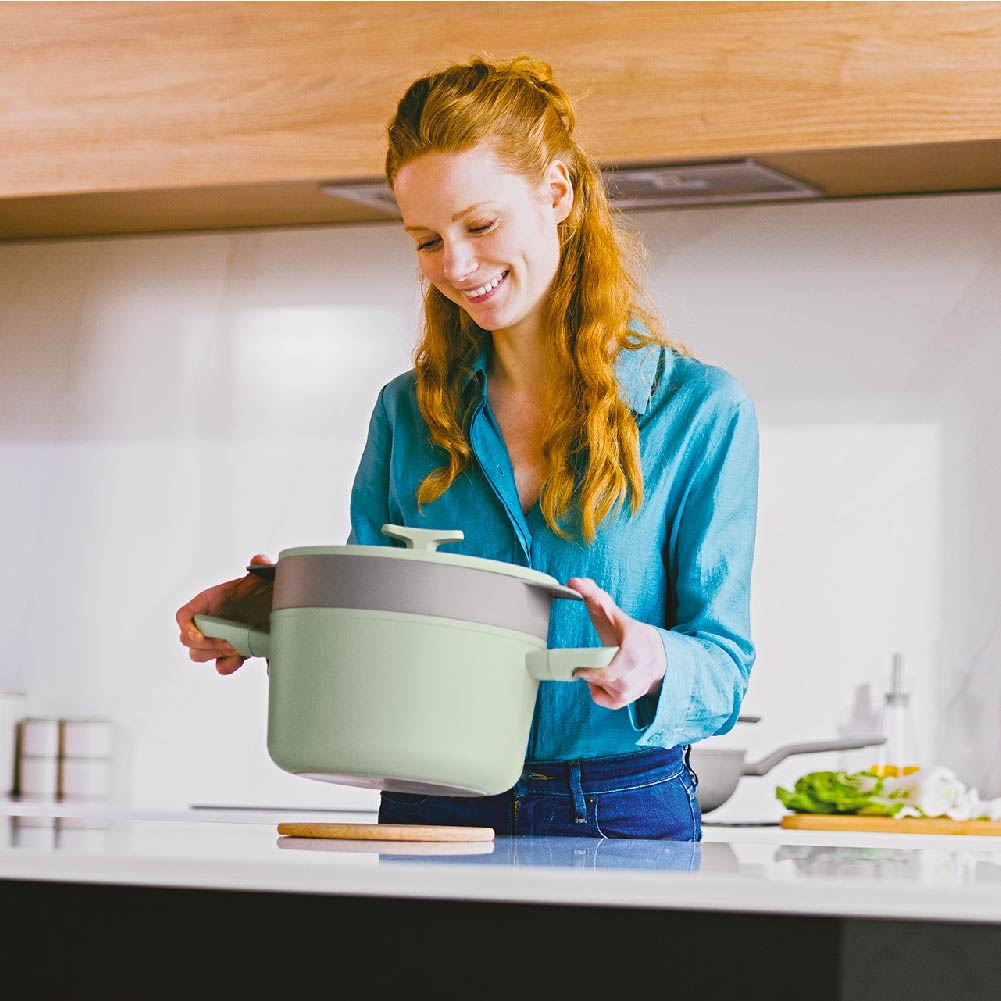 BERGHOFF Baki Pengukus & Penapis 2-Dalam-1