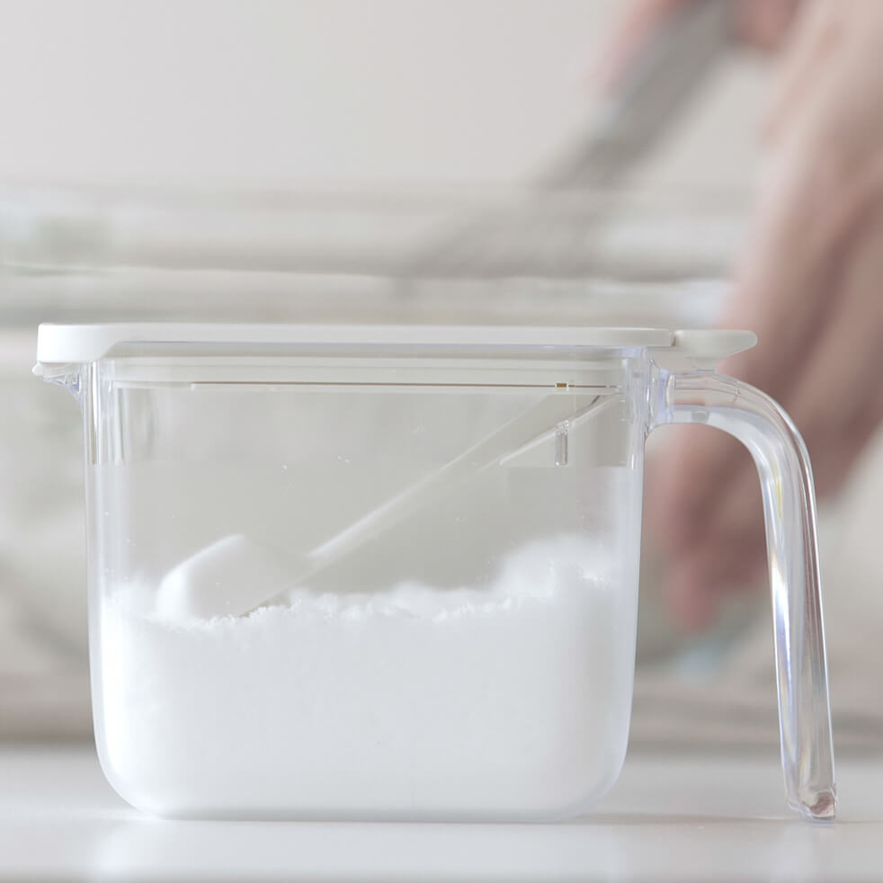 Marna Good Lock Salt/Sugar Container