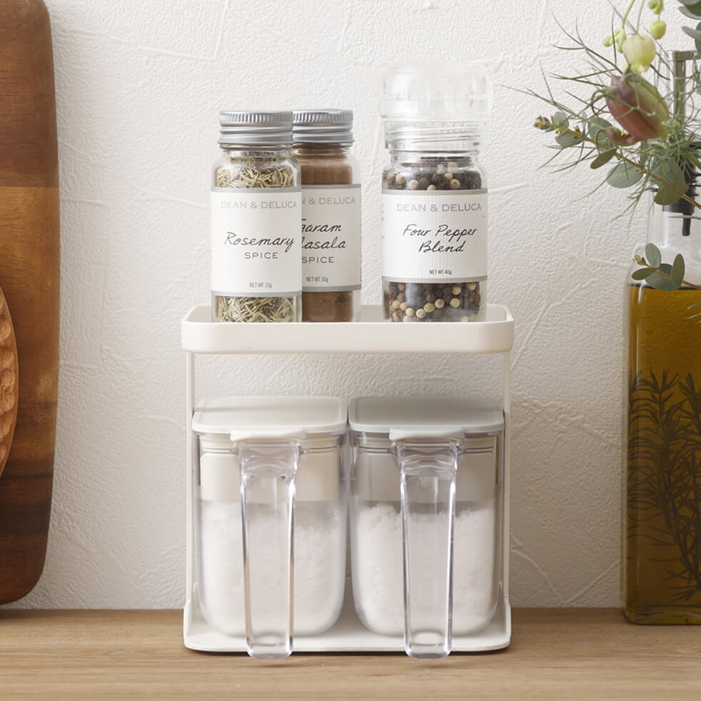 Marna Good Lock Salt/Sugar Container