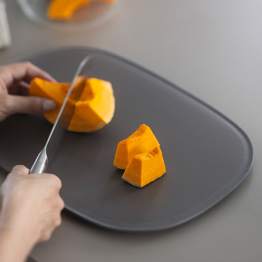 Marna Slip-resistant Cutting Board