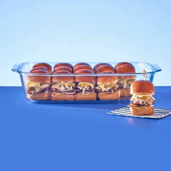 Pyrex 4.7L Portable Deep Dish & Insulated Bag Set