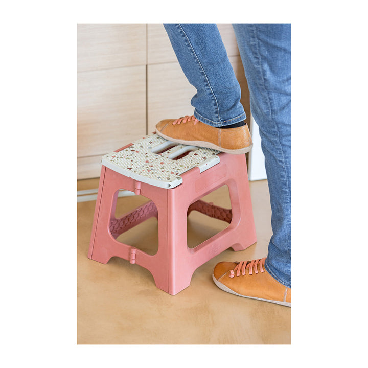 Vigar Compact Foldable 32cm Stool