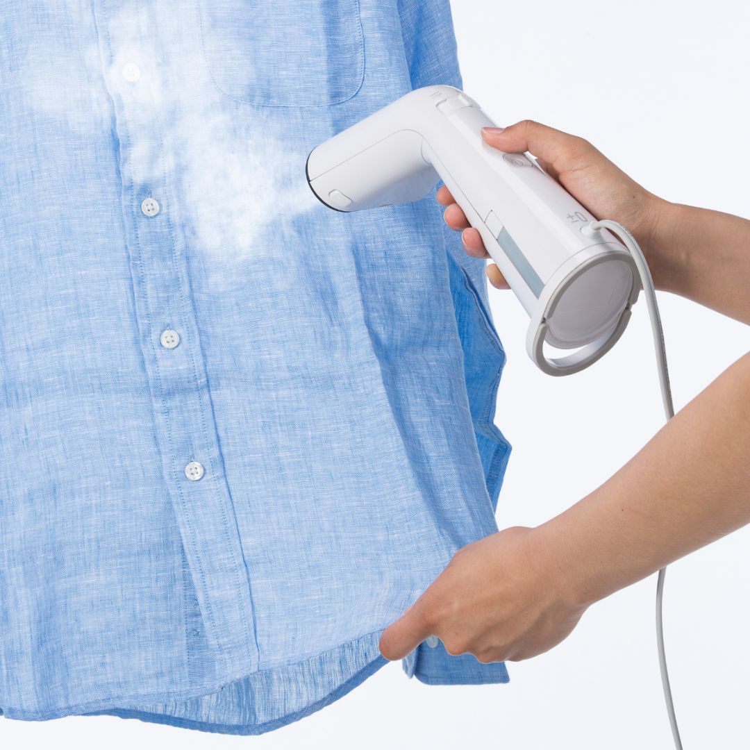 Plus Minus Zero Garment Steamer D011