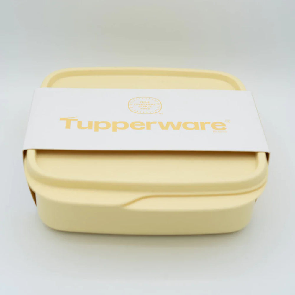 Tupperware Square Divided Lunch Box (550ml, Yellow) TP0026 - image 2