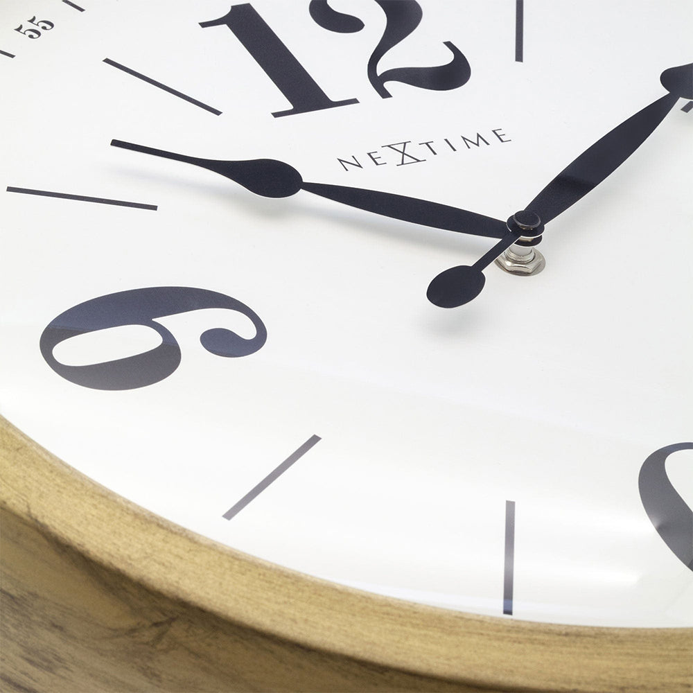 Jam Dinding Klasik NeXtime 39cm (Emas/Putih)