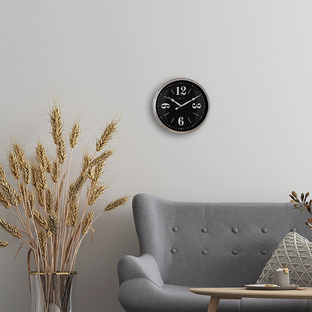 Jam Dinding Klasik NeXtime 39cm (Perak/Hitam)