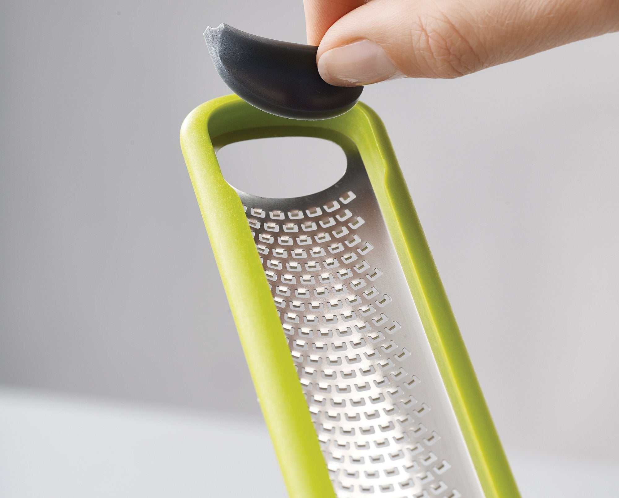 Joseph Joseph Handi-Zest Citrus Zester 4