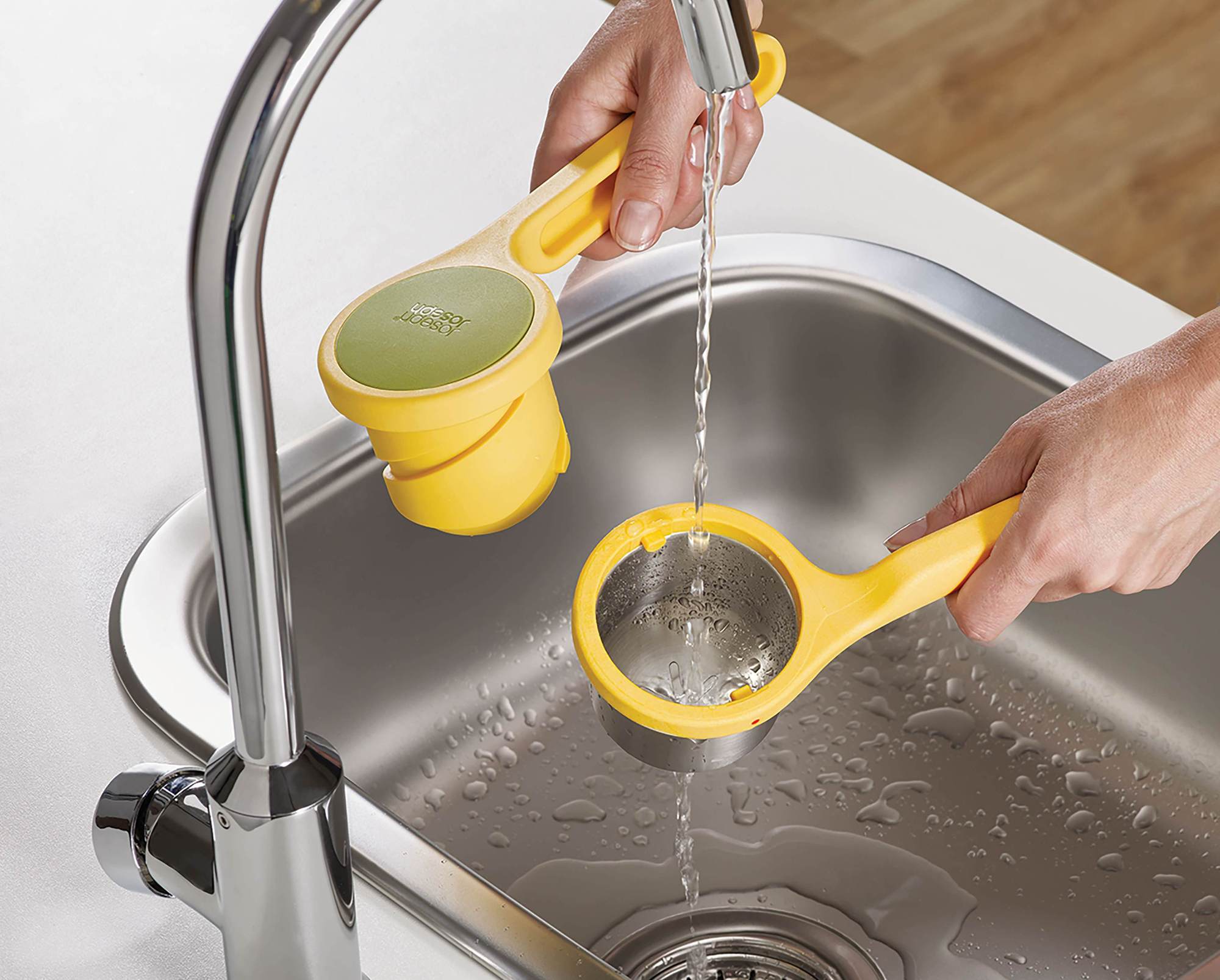 Joseph Joseph Helix Citrus Juicer 5