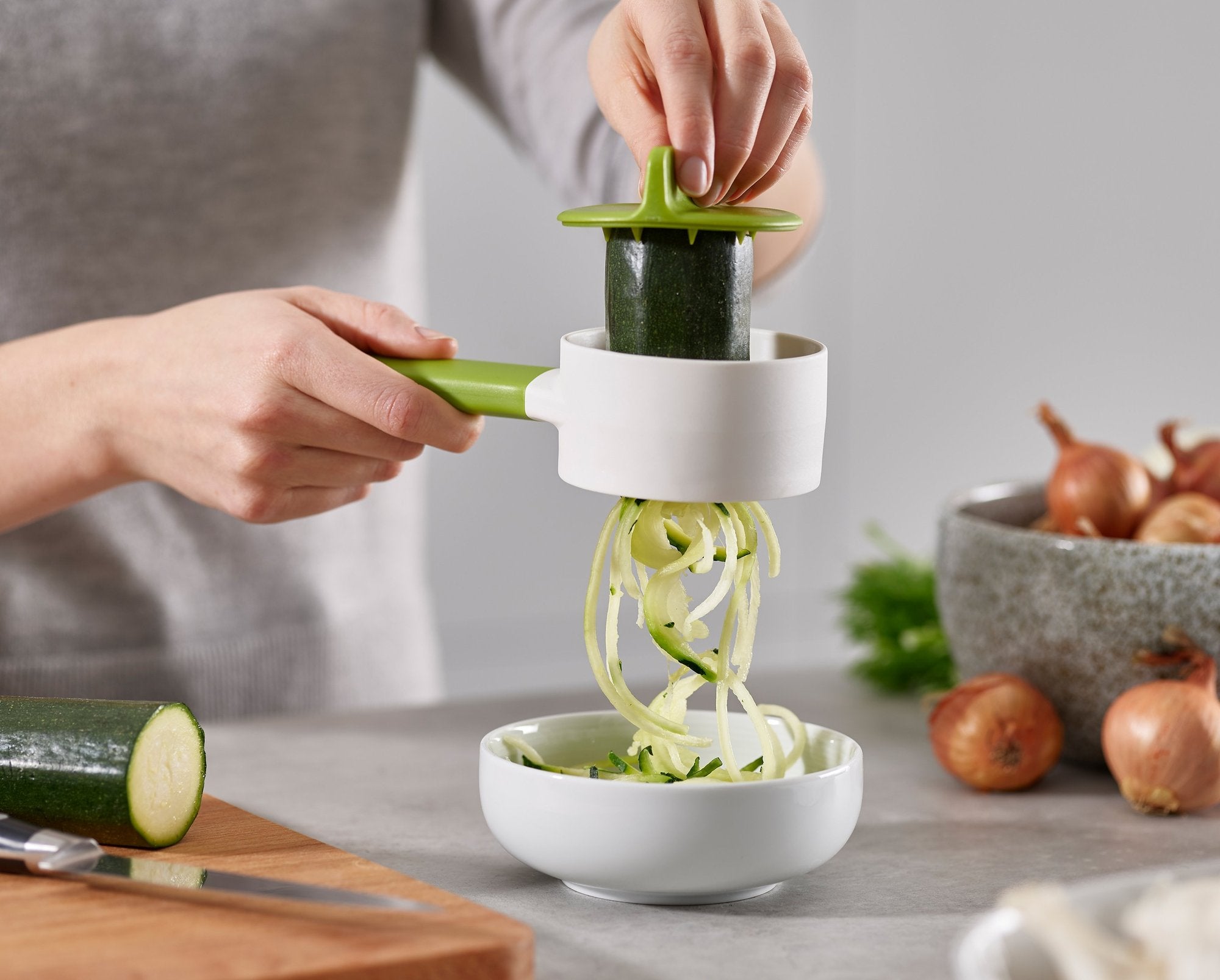 Joseph Joseph SpiroGo Compact Hand-held Spiralizer 3