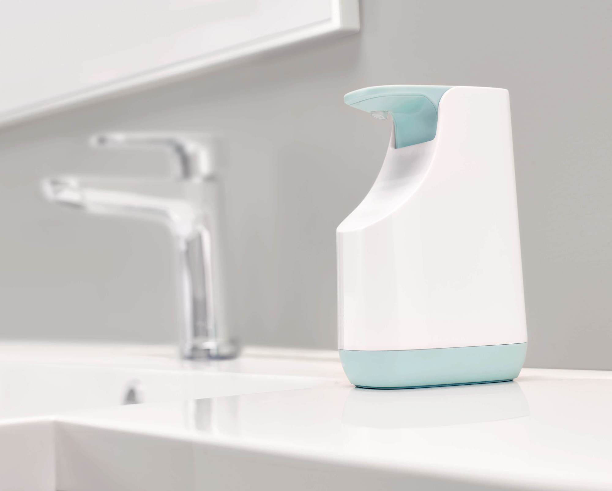 Joseph Joseph Slim Compact Soap Pump 6