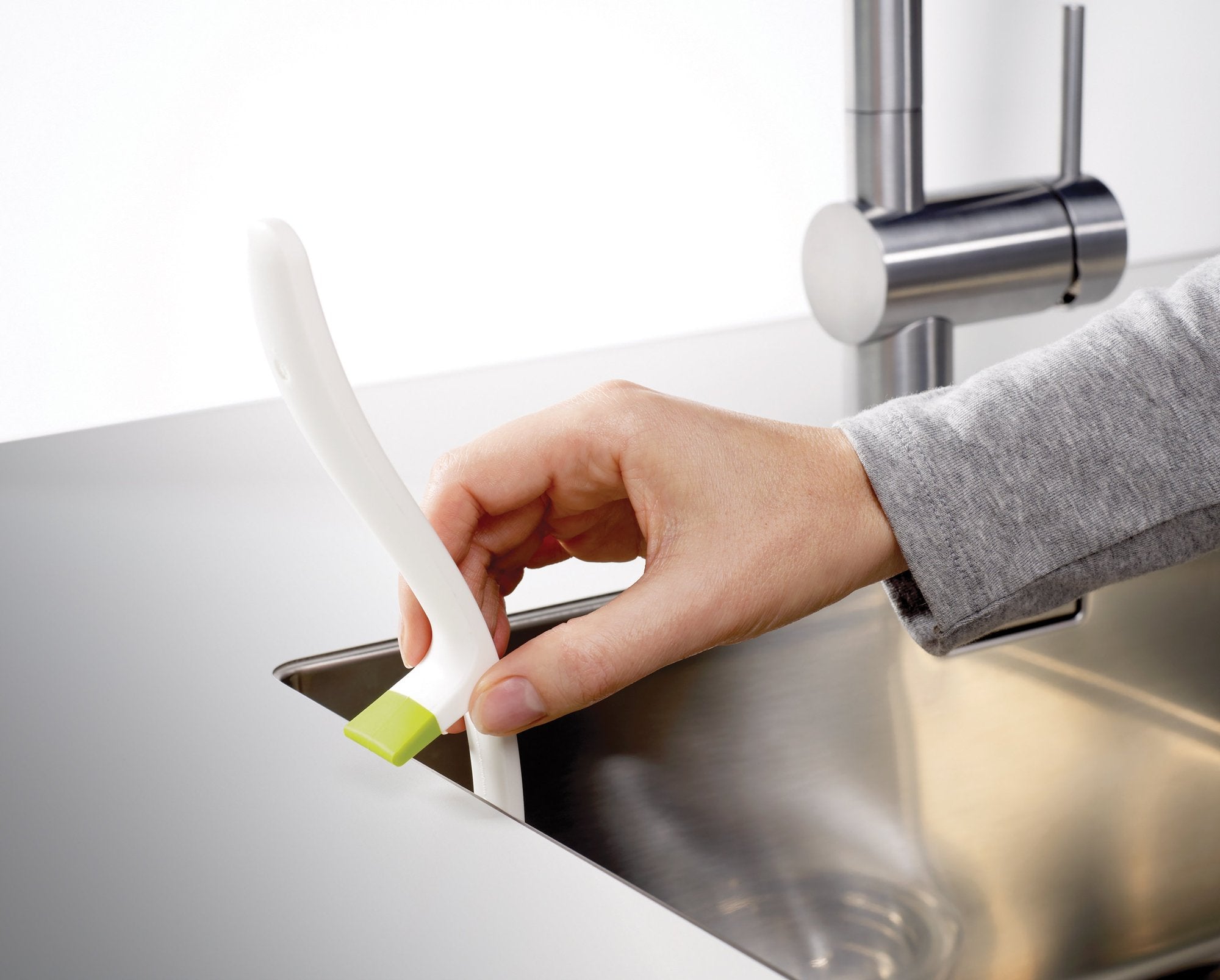 Joseph Joseph Edge¬™ Washing-up Brush 2