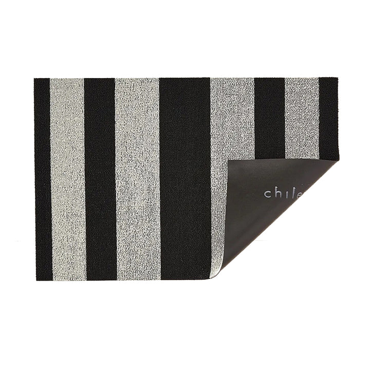 CHILEWICH TerraStrand Microban Bold Stripe Door Mat 46 x 71 cm, Black/White