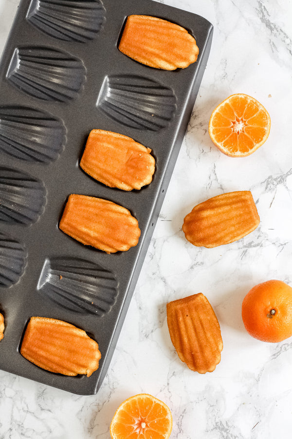 MASTERCLASS Non-stick 12 Lubang Kuali Madeleine (40X20Cm) 