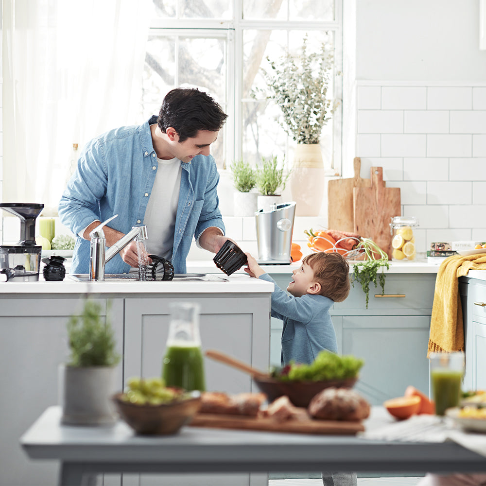Juicer Perlahan Hurom H-100, Platinum