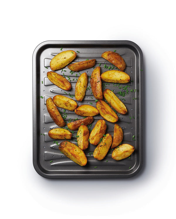 MASTERCLASS Non Stick Crisper Tray