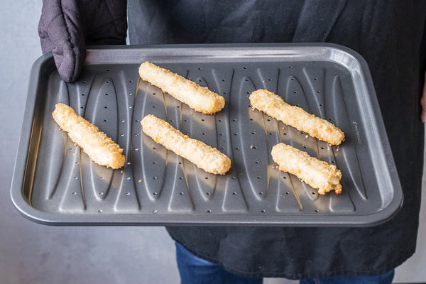 MASTERCLASS Non Stick Crisper Tray